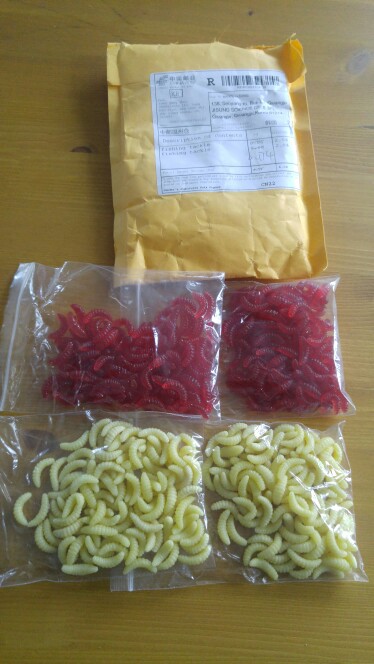 Promotion!! Hot Sale!!  100PCS 2cm 0.35g maggot Grub Soft Lure Baits Worms Glow Shrimps Fishing Lures For Fishing Tackle