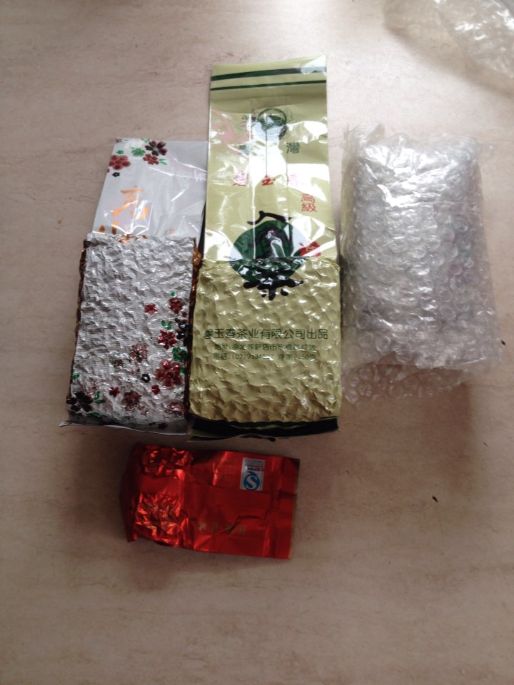 Ginseng oolong tea dongding oolong tea  Chinese Ginseng 250 grams a pack  tea Factory direct sales +gift Free shipping 