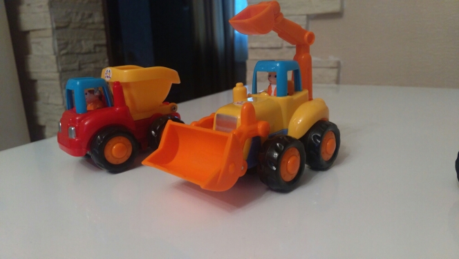 Free shipping  High quality original box Kids Beach baby toy pull back cars playing toys sand tools truck 4pcs/lot Gifts HT066