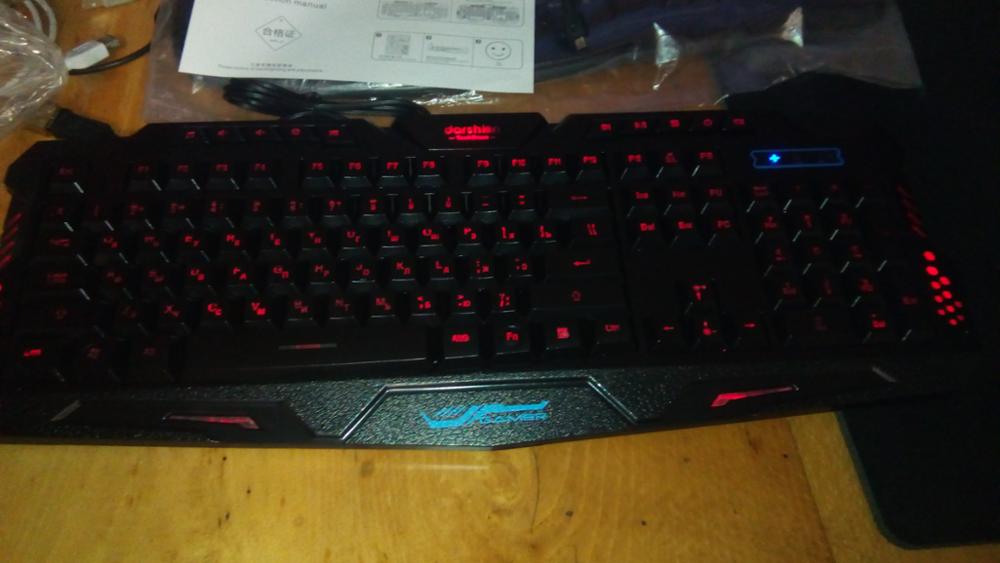 Russian backlit keyboard LED Switch 3-Color USB Wired breathing Waterproof gaming keyboard for dota 2 lol cs Free shipping