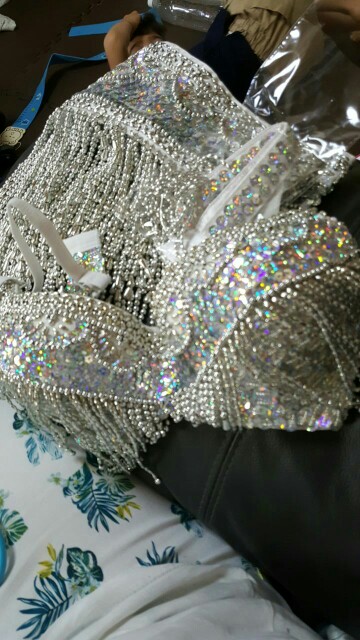 wholesale belly dance costume set (bra+belt) GOLD&SILVER white 4 COLORS #TF201,34D/DD,36D/DD,38/D/DD,40B/C/D,42D/DD