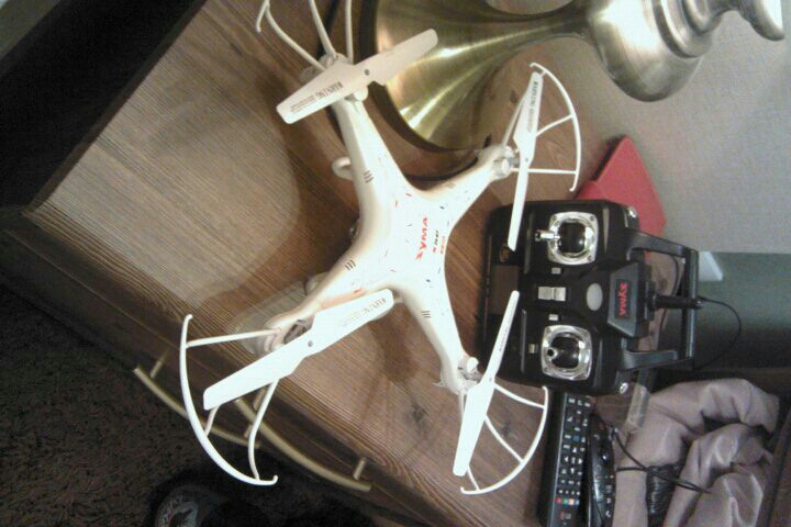 SYMA X5C-1 (Upgrade Version SYMA X5C) RC Drone 6-Axis Remote Control Helicopter Quadcopter With 2MP HD Camera or X5 No Camera