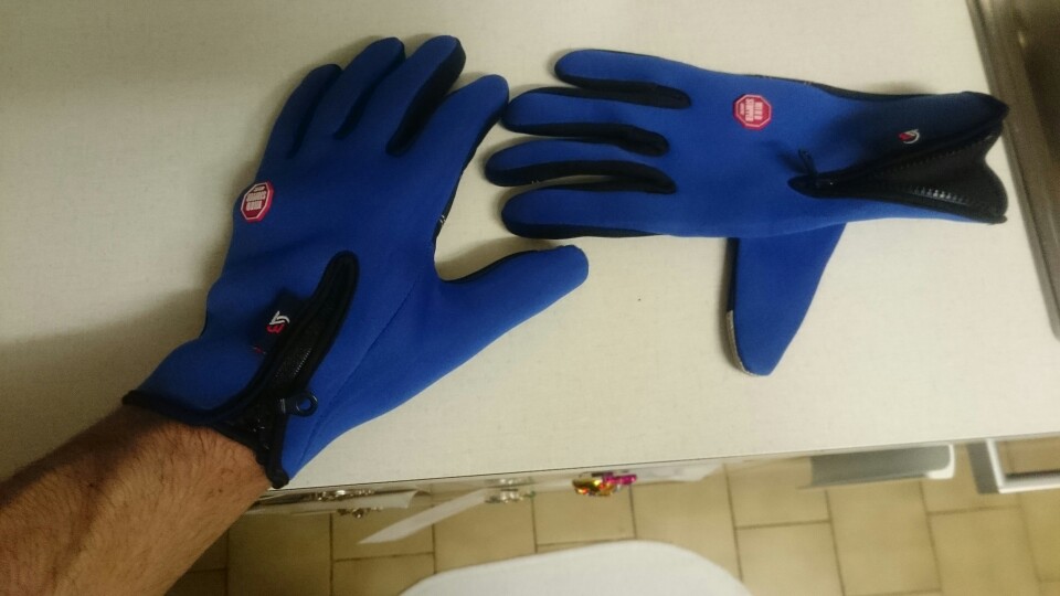 Outdoor Winter Thermal Bike Gloves Windproof Warm Full Finger Cycling,Ski,Hiking Glove for Men,Women