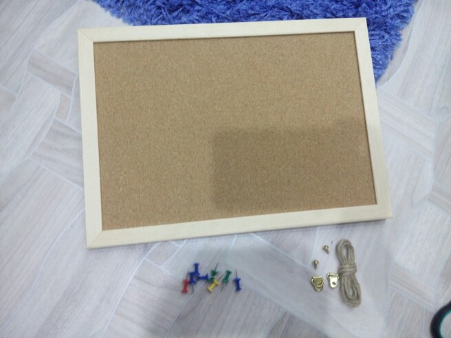 Free Shipping 2016 New Natural Wood Frame Cork Bulletin Board Office Supplier 25*35cm Factory Direct Sell Home Decorative