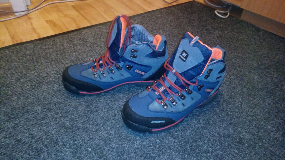 [NaturalHome] Brand Outdoor Hiking Trekking Boots Waterproof Boot Brand Men Sport Shoes Mountain Climbing Hiking Shoes Boots