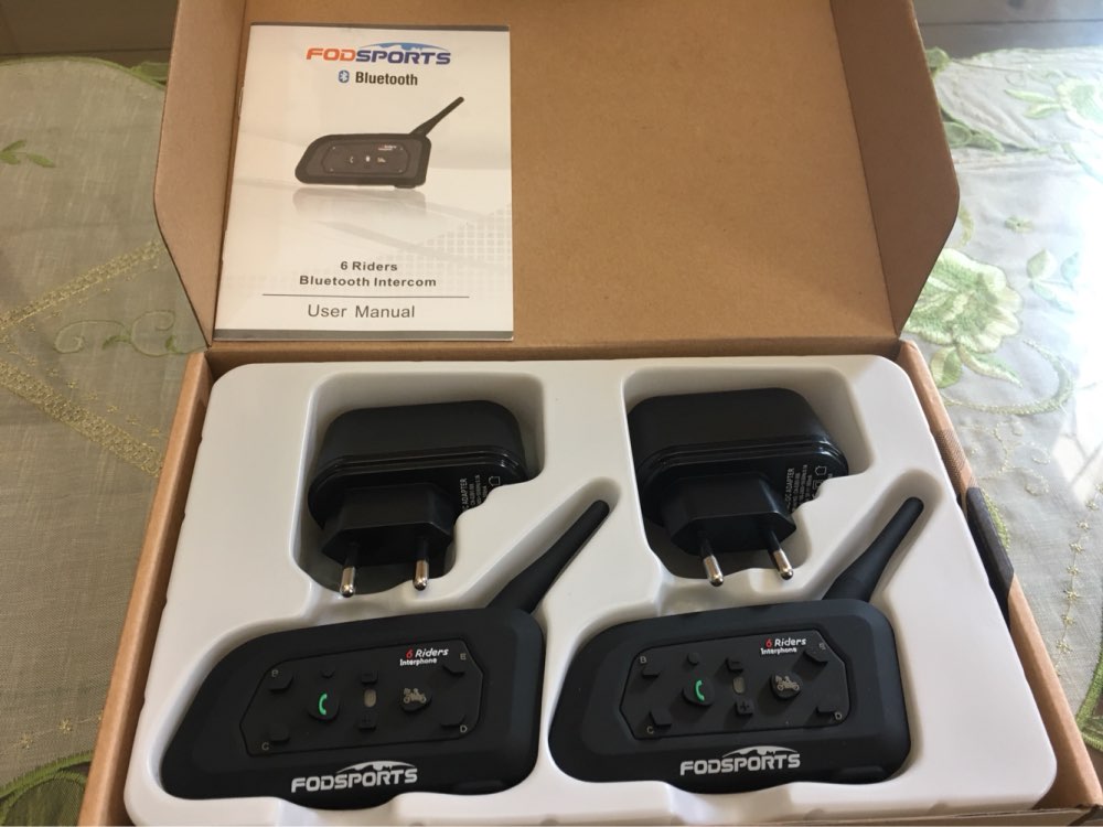 2016 Fodsports 2 pcs V6 Pro Motorcycle Helmet Bluetooth Headset Intercom 6 Riders 1200M Wireless Intercomunicador BT Interphone