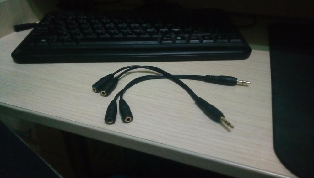 1pcs black 3.5mm 1 in 2 couples audio line Earbud Headset Headphone Earphone Splitter For pad Phone Android Mobile MP3 MP4