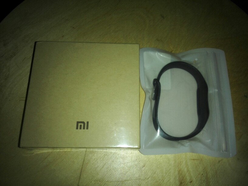 hot Original Xiaomi mi band Bracelet MiBand Bluetooth IP67 Waterproof Smart Wristbands for Android 4.4 Phones for iphone IOS7/8