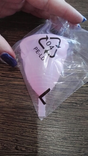 2pcs Feminine hygiene products vagina care / lady menstrual cup / alternative tampons medical silicone cup Free shipping