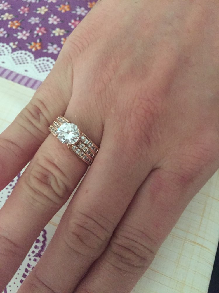 17KM New Simple Style Finger Rings Gold Color Zircon Fashion Jewelry Crystal Ring Anniversary Wedding Jewelry