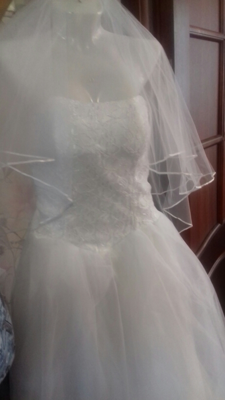 Custom Made Wedding Dresses 2016 Cheap Celebrity Strapless White Tulle Bridal Ball Gown  Lace Bridal Gown Casamento