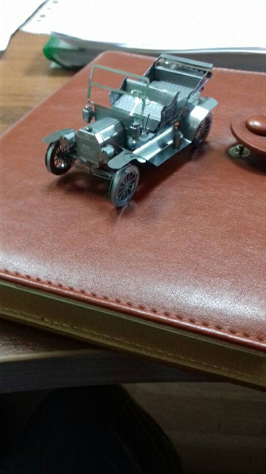 3D Metal Puzzles DIY Model Gift World's Vehicle Ford Car Taxi Beetle Car Tractor Jigsaws Toys Present Gift