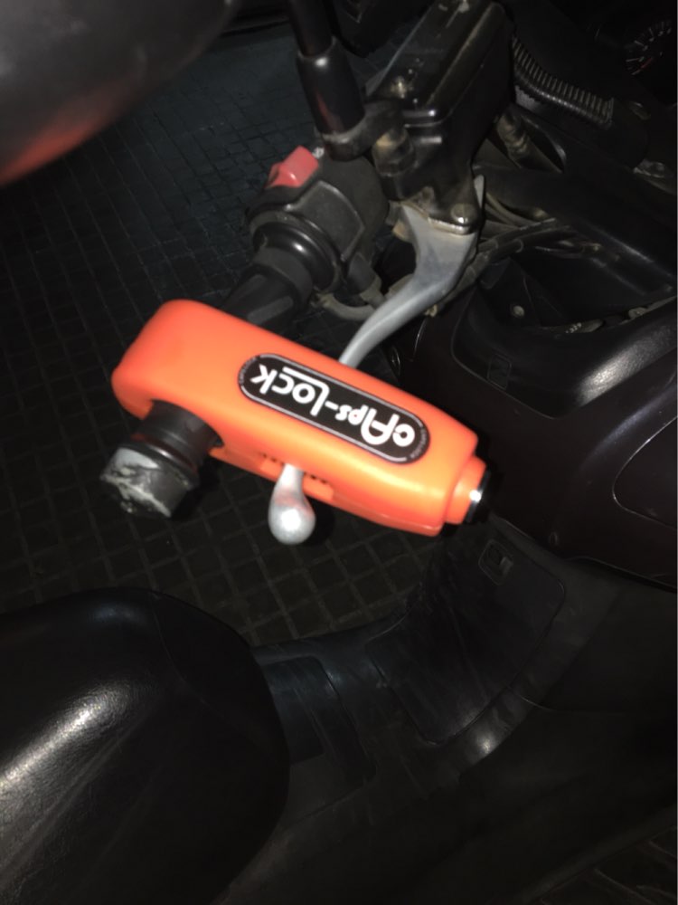 Newest 2015 CROC-LOCK MOTORCYCLE SCOOTER HANDLEBAR THROTTLE GRIP LOCK SECURITY LOCK ,motorcycle accessories,Fits Most Scooter