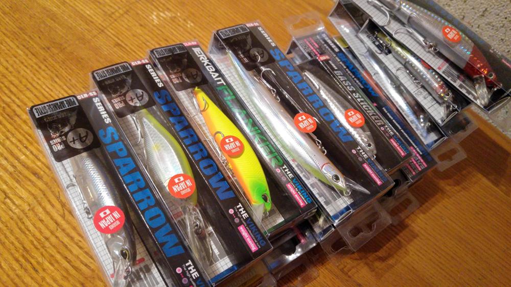 Retail A+ fishing lures, assorted colors, minnow crank  80mm 8.5g,magnet system. bearking 2016 hot model crank bait