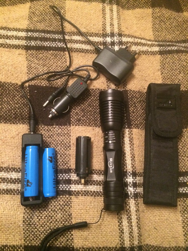 zk25 e17 CREE XM-L T6 LED 4000LM E17 Aluminum Torches Zoomable LED Flashlight Torch Lamp For 3XAAA or 18650 Battery
