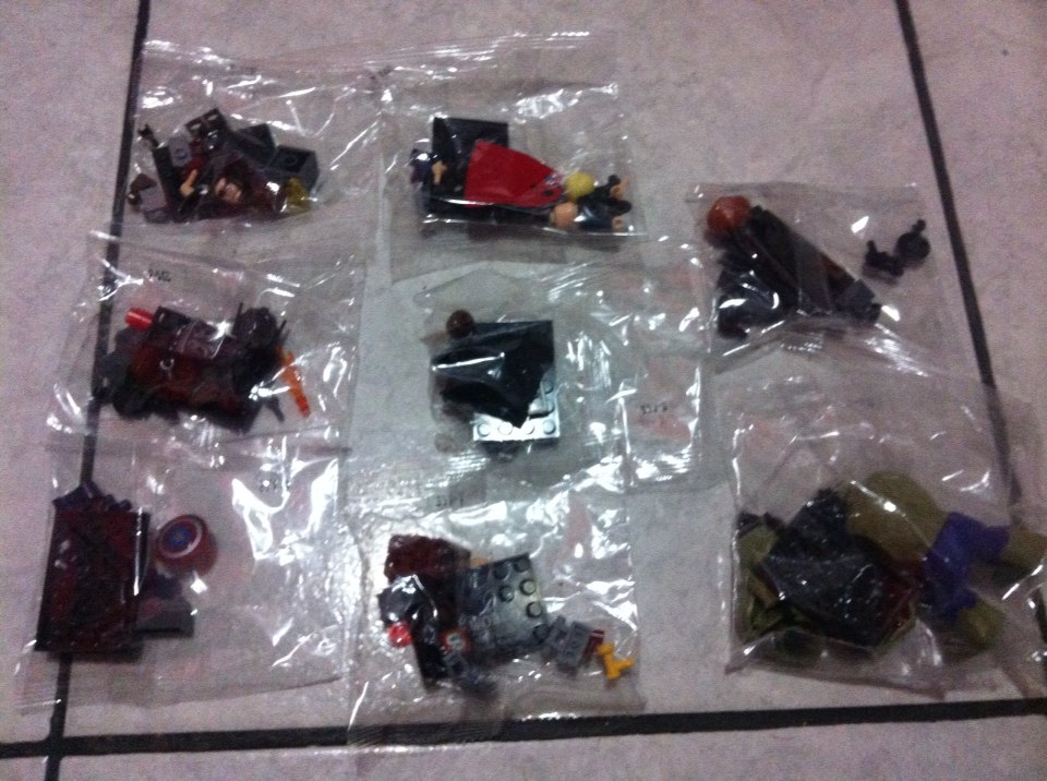 Marvel The Avengers 2 Age of Ultron Action Civil War Minifigures Hulk Iran Man Captain America Building Blocks Kid's Gift