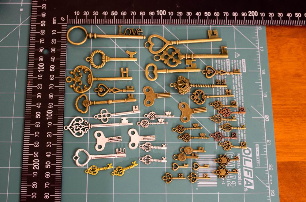 Metal Mixed Charms Key Shape Pendant Charms for Jewelry Making DIY Handmade Decoration Vintage Key Charms 40pcs C8321