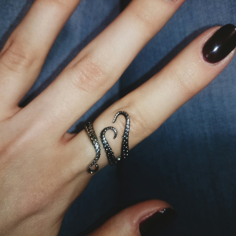 Free Shipping cool top quality Titanium steel Gothic Deep sea squid Octopus finger ring fashion jewelry opened Adjustable size