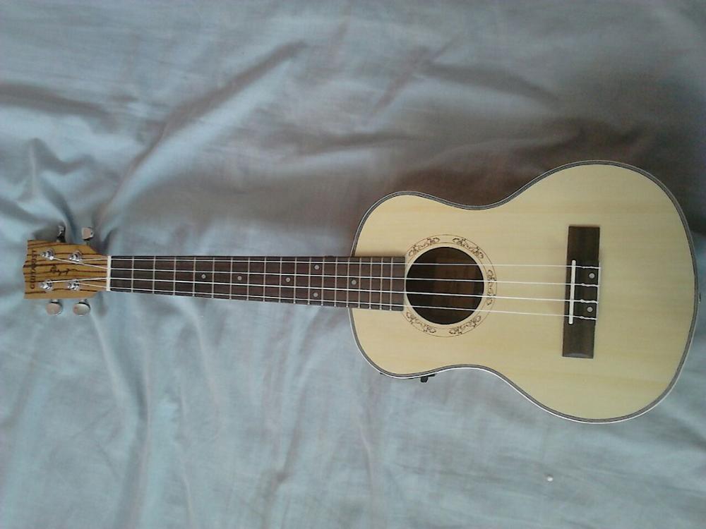 Soprano Concert Tenor Acoustic Electric Ukulele 21 23 26 Inch Mini Guitar Ukelele Guitarra Picea Asperata Zebra Wood Plug-in Uke