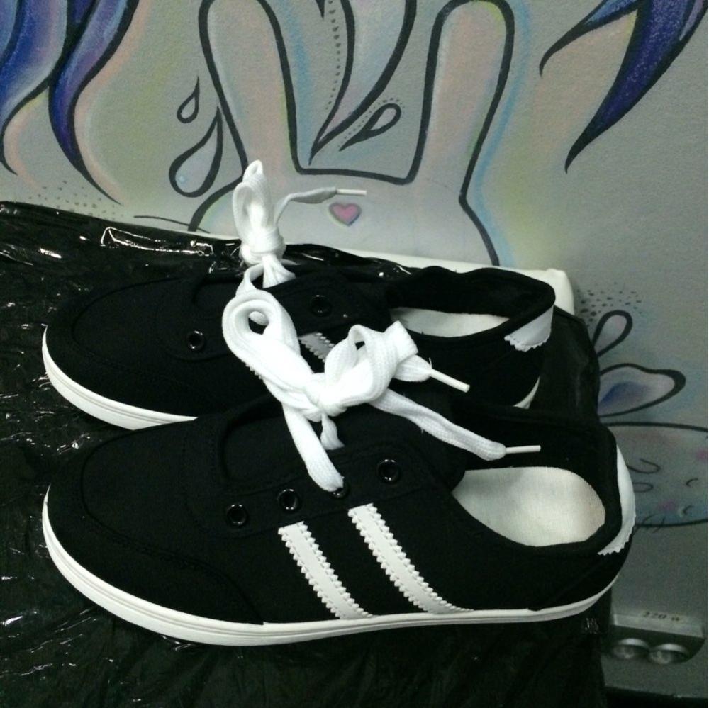 Manresar 2016 New arrival Lace-up Women Zapatos Mujer Women Classic Canvas Casual Shoes Women's The Trend of Female Round Toe