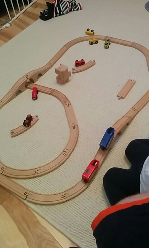 4 colors baby electric train /Kids Children Christmas gift /Child magnetic wooden slot train toys/ electronic vehicle toy  11cm