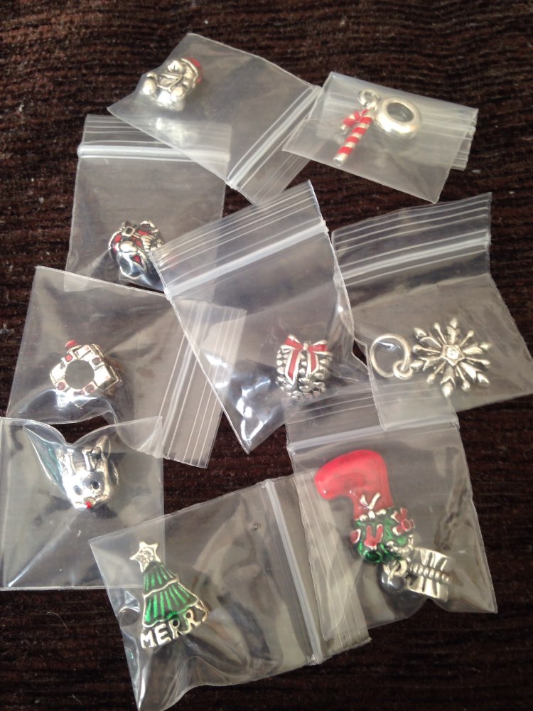 Eccosa Silver Plated Enamel Santa Christmas Gift Box Charm Bead Fit European Pandora Charms Bracelet Diy Jewelry Making