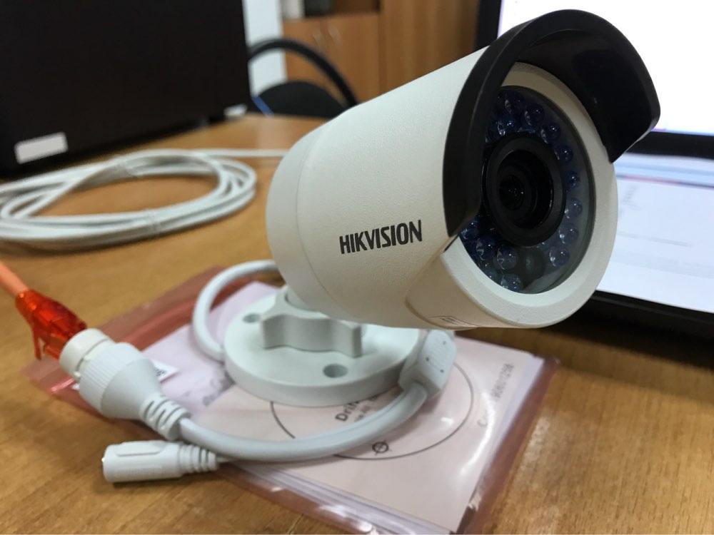 Original Hikvision DS-2CD2042WD-I Full HD 4MP High Resoultion 120db WDR POE IR IP Bullet Network CCTV Camera English Version