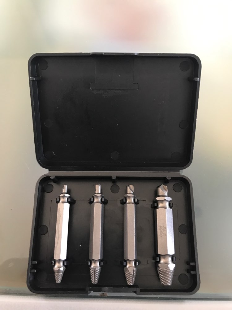 2017 4pcs steel broken speed out damaged Screw Extractor Drill Bit Guide Set Broken Bolt Remover Easy Out Set Brand New