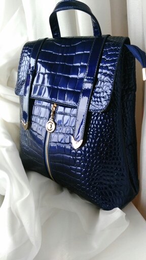 Hot 2017 School Backpack Women Fashion  Alligator Grain Backpack Girl Casual Vintage Patent Leather  Women's Backpack Bag