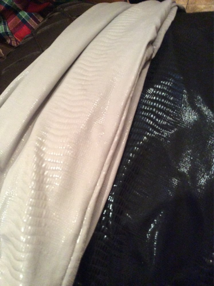 2016 hot sale women's legging high quality leather legging with snake patterns, skinny, sexy and shiny ,shape your hips and legs