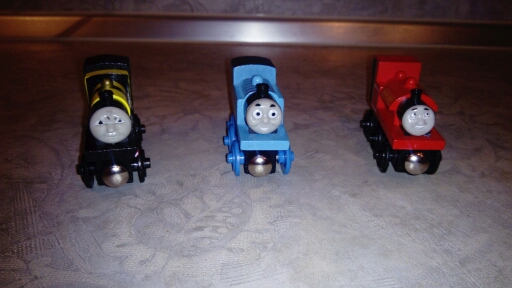 wooden toys thomas train Magnetic thomas and friends Wooden Model Train for baby children Kids 6 Colors