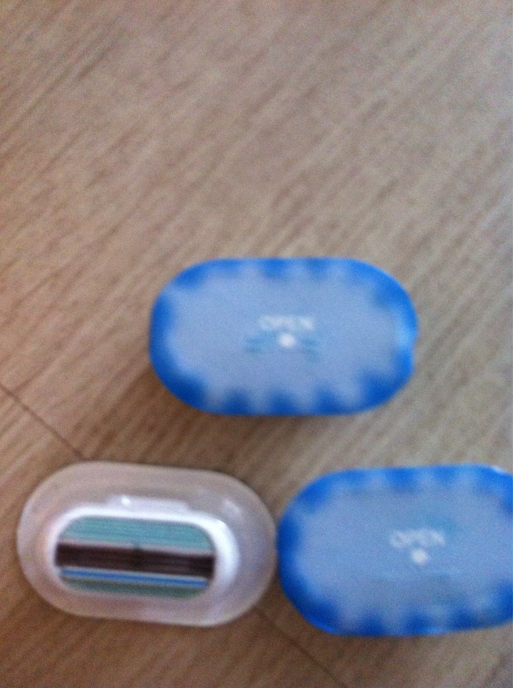 Wholesale 4pcs/lot Lady Women Skin Razor Blade Refills Replacement for V enus Body Hair Trimmer