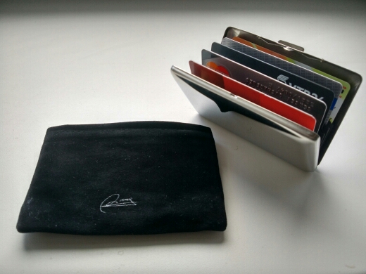 QOONG RFID Blocking Stainless Steel Men Women Business Credit Card Holder Waterproof ID Card Case Metal Travel Card Wallet