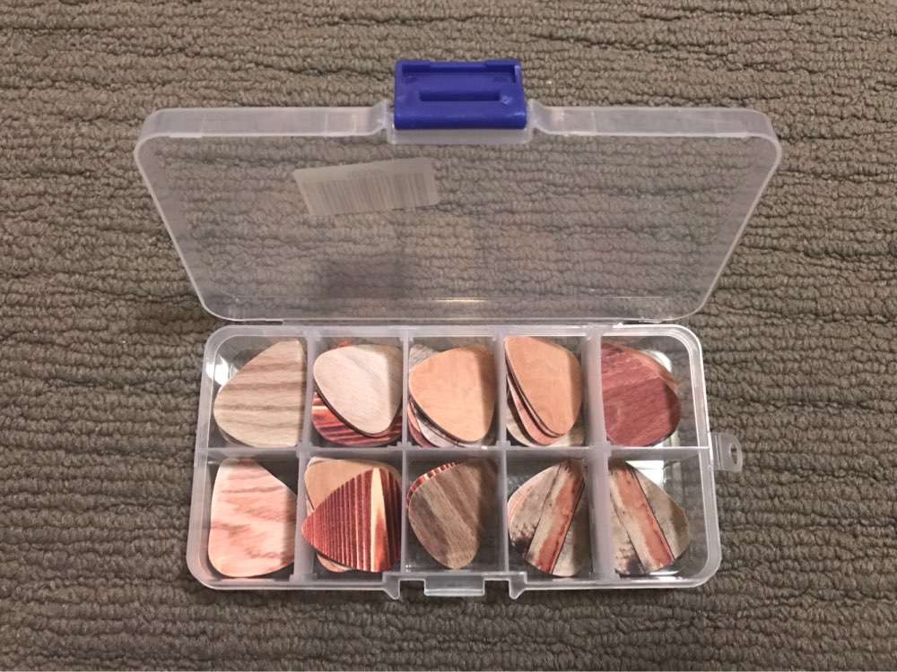 50pcs Guitar Picks Set Box Case Acoustic guitar Two Sides Earrings Pick Guitar Accessories For Ukulele Bass Electric Guitar