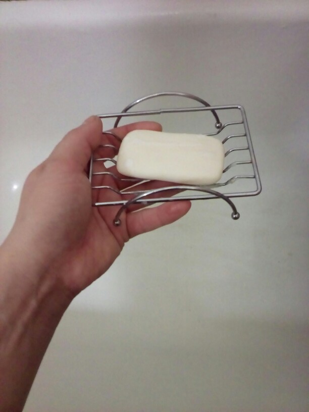 Hot Sale 1 Piece Fashion Brief Stainless Steel Bathroom Soap Dishes Box Holder Tray Free Shipping
