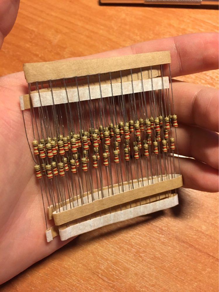 Smart Electronics 100Pcs Resistor 1/4W 0.25W Watt 220 Ohm 220ohm Carbon Film Resistor 1/4W 1%