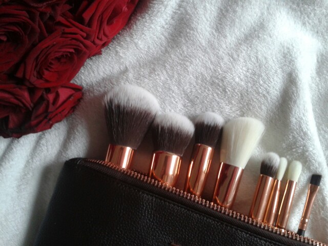 New Arrival Zoeva 8pcs Makeup Brushes Professional Rose Golden Luxury Set Brand Make Up Tools Kit Powder Blend brushes