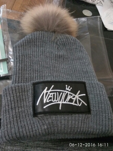 Fashion NY Kids Boys Girls Casual Hip Hop Cap Real Raccoon Fur Ball Pom Poms Knitted Wool Skullies Beanie Hat Warm Winter