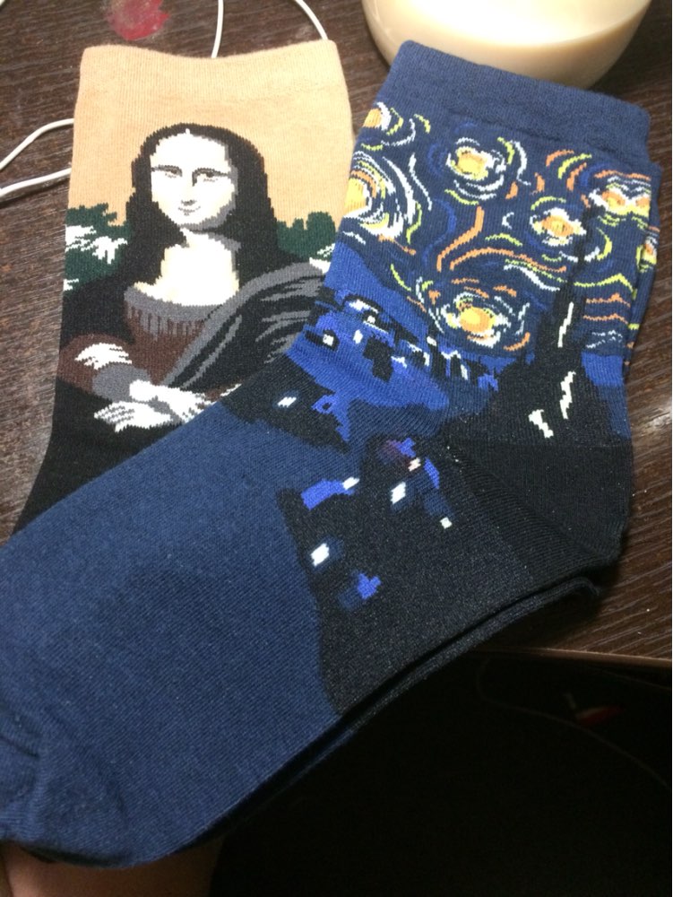1Pair Fashion Retro Women Men Painting Mona Lisa Art  Socks Funny Novelty Starry Night Comfortable Breathable Socks 2016 Hot