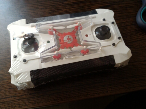 Quadrocopter Dron FQ777-124 Pocket Drone 4CH 6Axis Gyro Quadcopter With Switchable Controller RTF UAV RC Helicopter Mini Drones