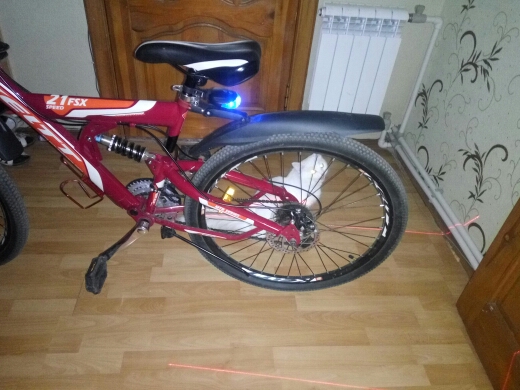 Waterproof Rear bicycle light  Have 7 Cool Flash Mode Rear Led Bike Lights Safe Warning 5LED+2Laser bike accessories