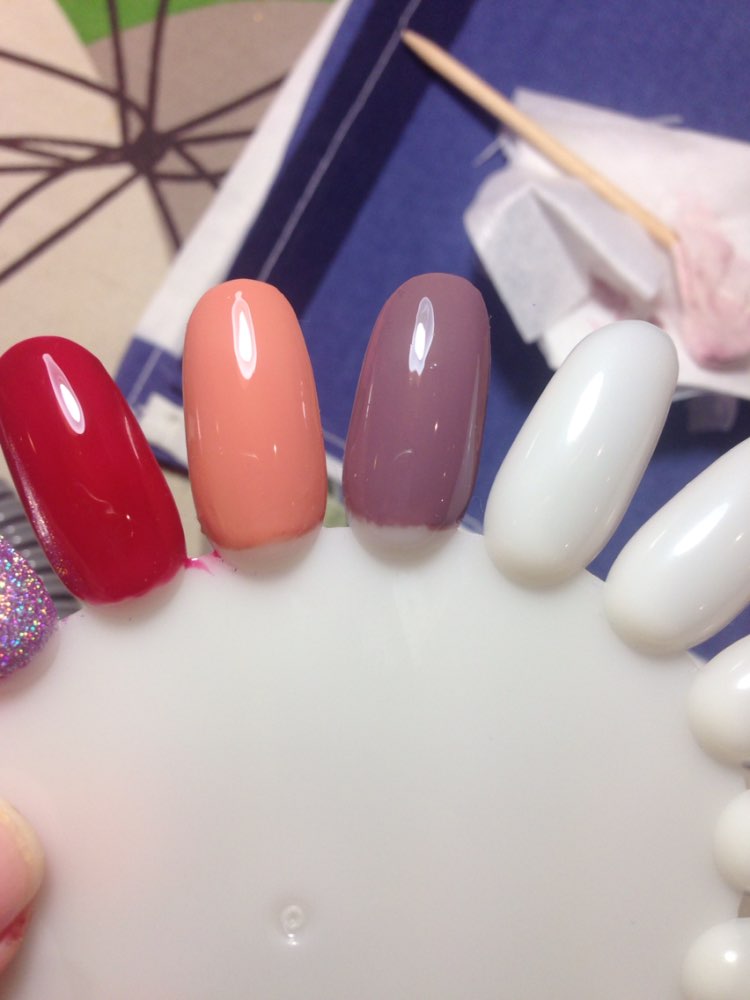 Nail Gel Polish UV&LED Shining Colorful 132 Colors10ML Long lasting soak off Varnish cheap Manicure