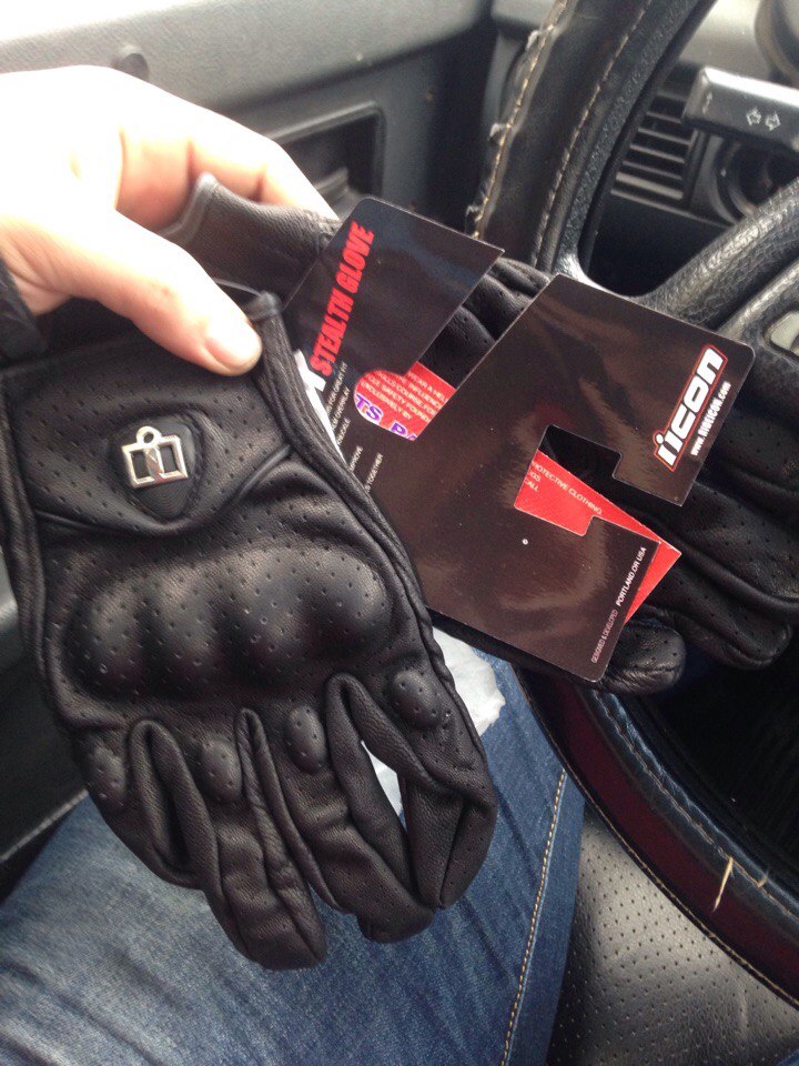 Men Motorcycle Gloves Outdoor Sports Full Finger Motorcycle Riding Protective Armor Black Short Leather Warm Gloves M L XL