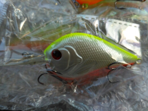 1PCS Fishing Lure Deep Swimming Crankbait 9.5cm11.4g Hard Bait 5 Colors Available Tight Wobble Slow Floating Fishing Tackle