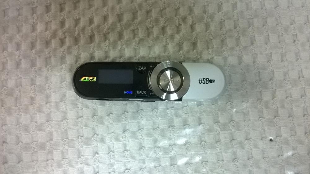 #10 2016 New USB LCD Screen16GB Support Flash TF Music Player MP3 Music FM Radio 