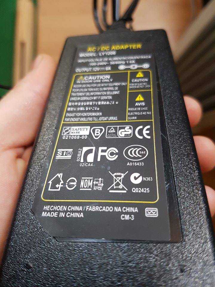 12V Power supply for led strip EU/US/UK/AU adapter AC110-220V to DC12V 1A 2A 3A 4A 5A 6A 10A cord 4 options plug transformer KH