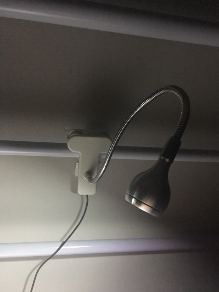 LS4G Delicate Mini USB Clip Flexible Reading LED Light Clip-on Beside Bed Table Desk Lamp Book Free Shipping