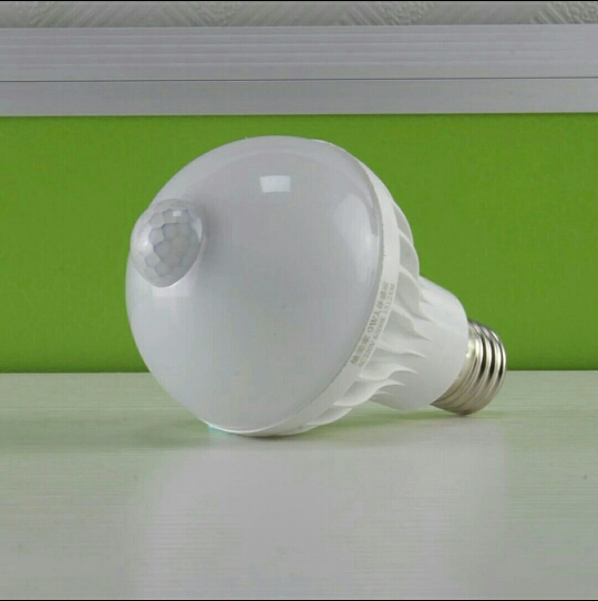 1pcs PIR Motion Sensor Lamp 5w Led E27 Bulb 7w 9w Auto Smart Led PIR Infrared Body Lamp With The Motion Sensor Lights