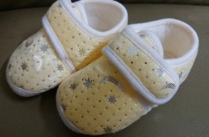 Cute Star Print  Infants Baby First Walkers Boys Girls Hook & Loop Anti-slip Shoes Cotton Crib Shoes Prewalker