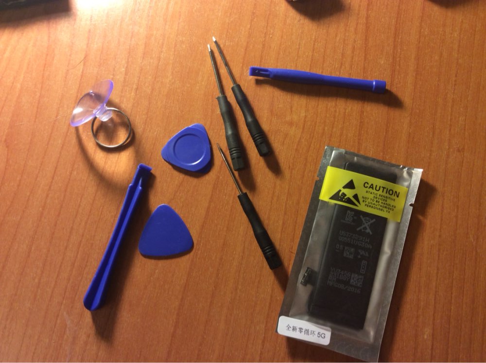 Newest Genuine Replacement Battery 3.8V 1440mAh Brand New Inner built-in Li-ion Battery for Apple iPhone 5 + Kit Tools